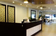 Hampton Inn & Suites
